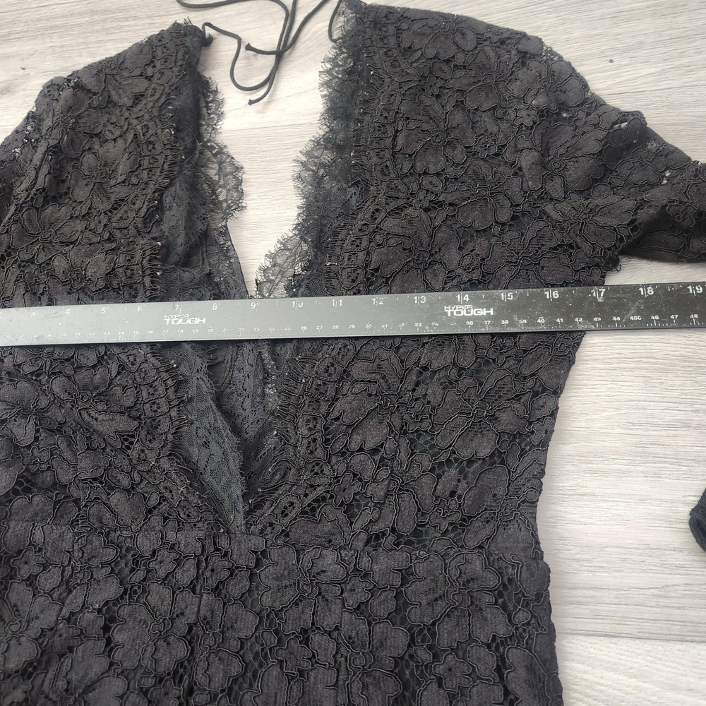 Sandro Black Lace Mini Dress Size 2 V-Neck Open Back Eyelash Trim Cocktail - Picture 7 of 15